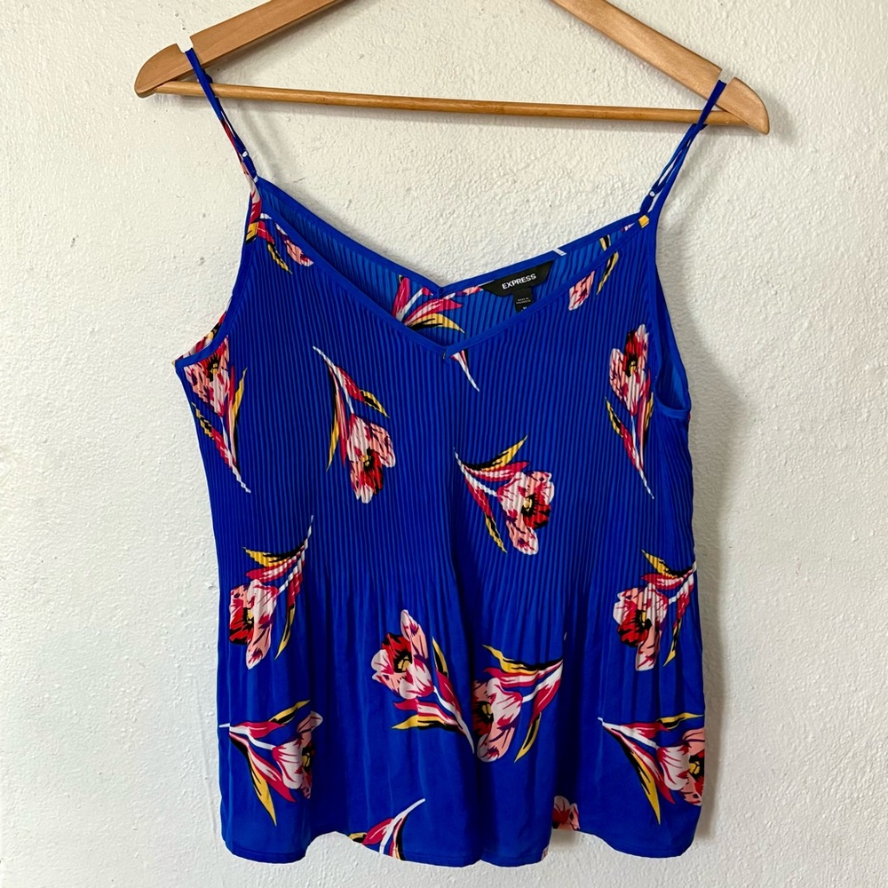 Express | Sleeveless Top